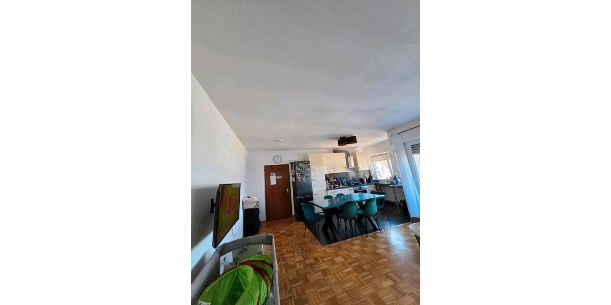 Dachgeschoßwohnung Saarbrücken Neue Bremm - 4 Zimmer, 86 m&sup2;, 1.700&euro; | Angebot:26002811