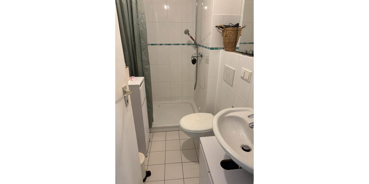 Dachgeschoßwohnung Saarbrücken Kieselhumes - 2 Zimmer, 67 m&sup2;, 890&euro; | Angebot:25894104