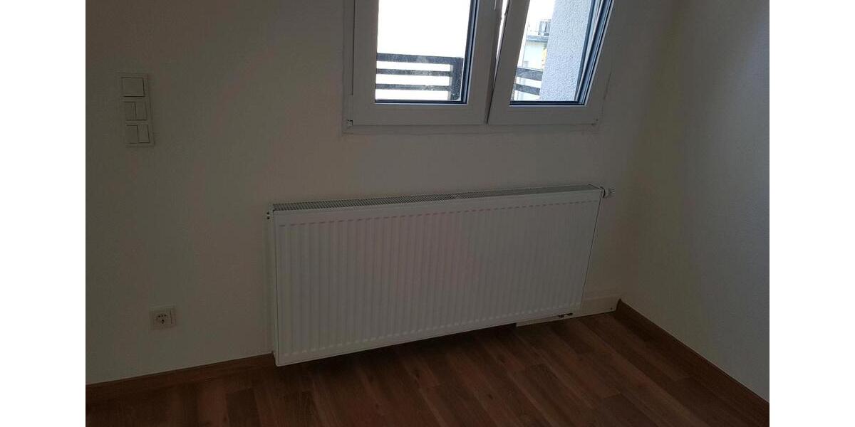 Etagenwohnung Sankt Ingbert - 3 Zimmer, 85 m&sup2;, 950&euro; | Angebot:25334785