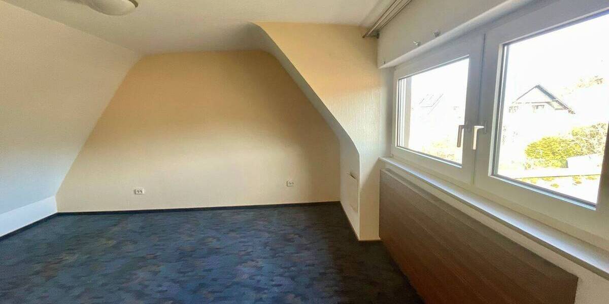 Reihenmittelhaus Großrosseln Dorf im Warndt - 6 Zimmer, 127 m&sup2;, 179.000&euro; | Angebot:25664069