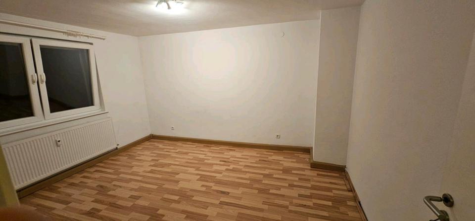 Etagenwohnung Sulzbach (Saar) - 3 Zimmer, 75 m&sup2;, 850&euro; | Angebot:24978654