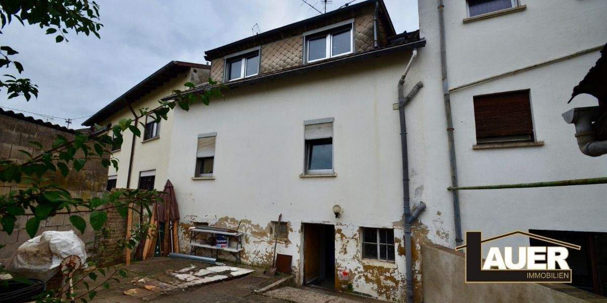 Einfamilienhaus Völklingen Wehrden - 5 Zimmer, 110 m&sup2;, 125.000&euro; | Angebot:25770156