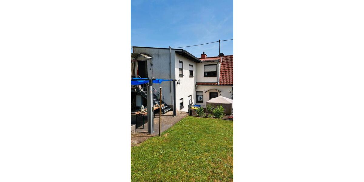 Doppelhaushälfte Saarbrücken West - 5.5 Zimmer, 120 m&sup2;, 160.000&euro; | Angebot:26725430