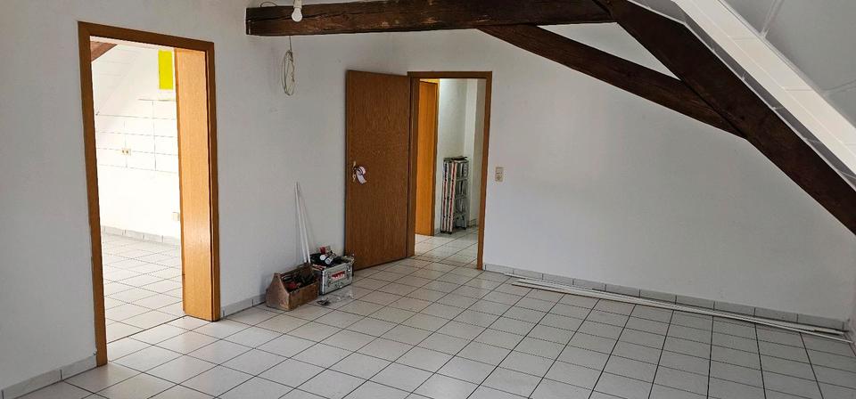 Dachgeschoßwohnung Sankt Wendel - 2 Zimmer, 100 m&sup2;, 700&euro; | Angebot:25922342