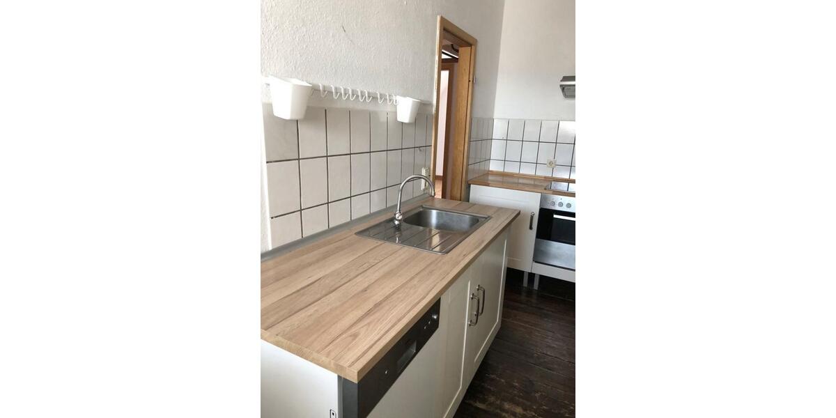 Dachgeschoßwohnung Saarbrücken - 3 Zimmer, 60 m&sup2;, 580&euro; | Angebot:26013066