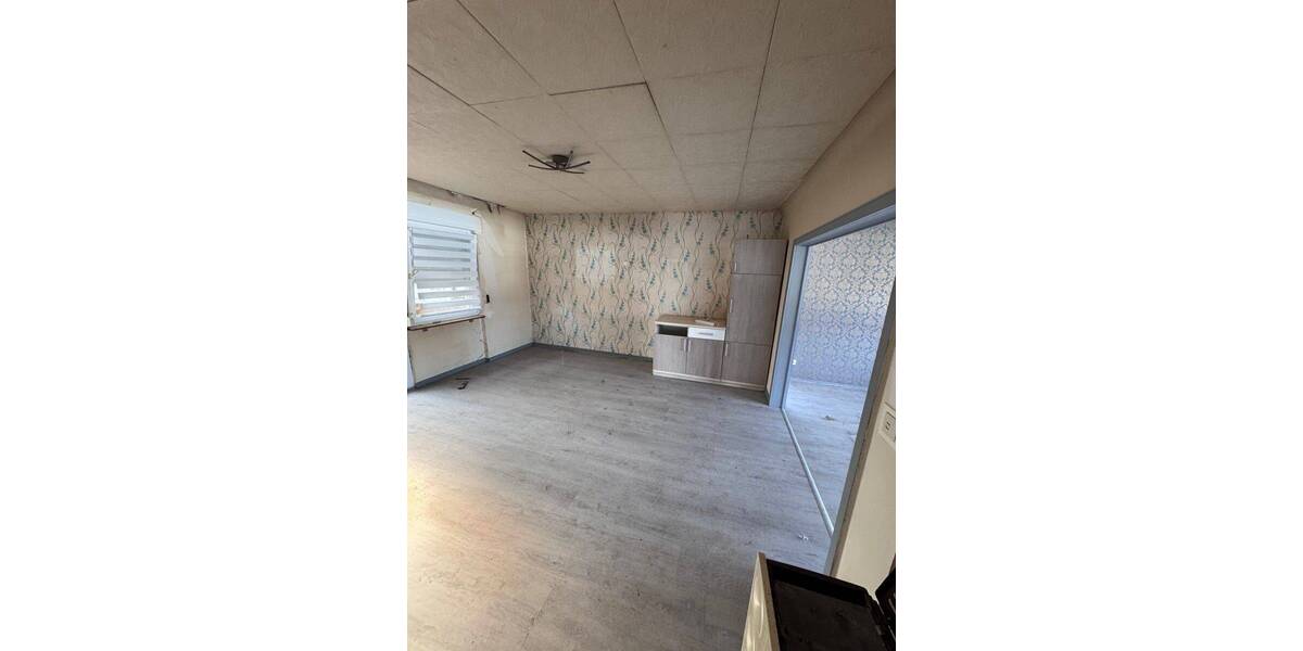 Einfamilienhaus Schmelz / Limbach Limbach - 4 Zimmer, 127 m&sup2;, 85.000&euro; | Angebot:25705075