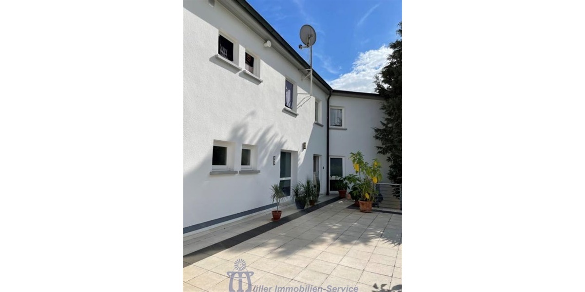 Zeitlos elegantes Villenanwesen im Bauhausstil - Villa Kleinblittersdorf | Angebot:8332845