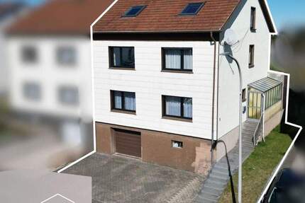 Haus Saarlouis Neuforweiler - 9 Zimmer, 217 m&sup2;, 339.000&euro; | Angebot:25735478