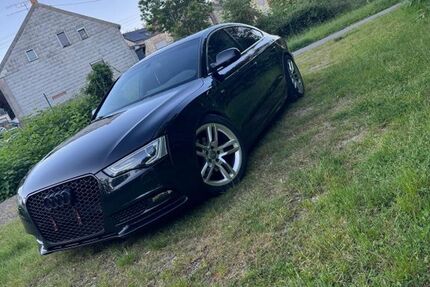 Audi A5 163.000 km 13.500 &euro; Bildstock 66299