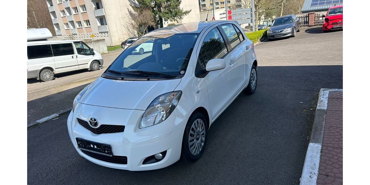 Toyota Yaris 138.000 km 4.899 &euro; Neunkirchen/Wellesweiler 66539