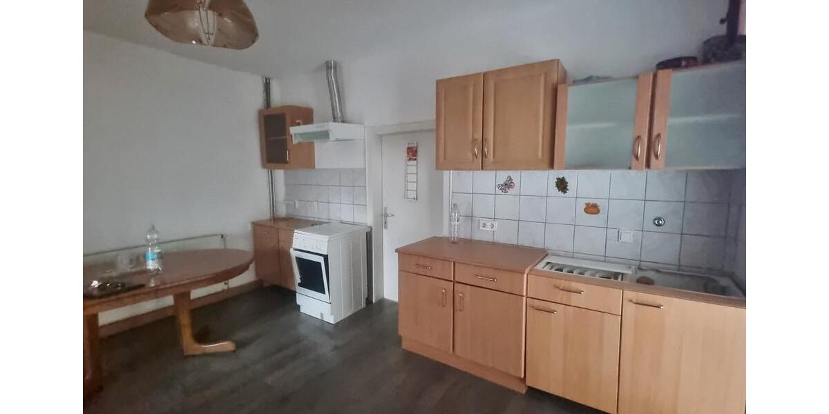 Etagenwohnung Bexbach - 4 Zimmer, 120 m&sup2;, 850&euro; | Angebot:26660094