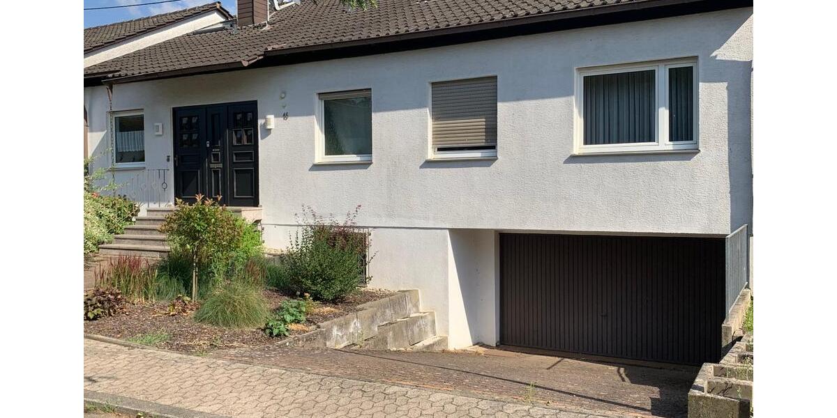Reihenhaus Saarbrücken Brebach-Fechingen - 6 Zimmer, 195 m&sup2;, 349.000&euro; | Angebot:27166522