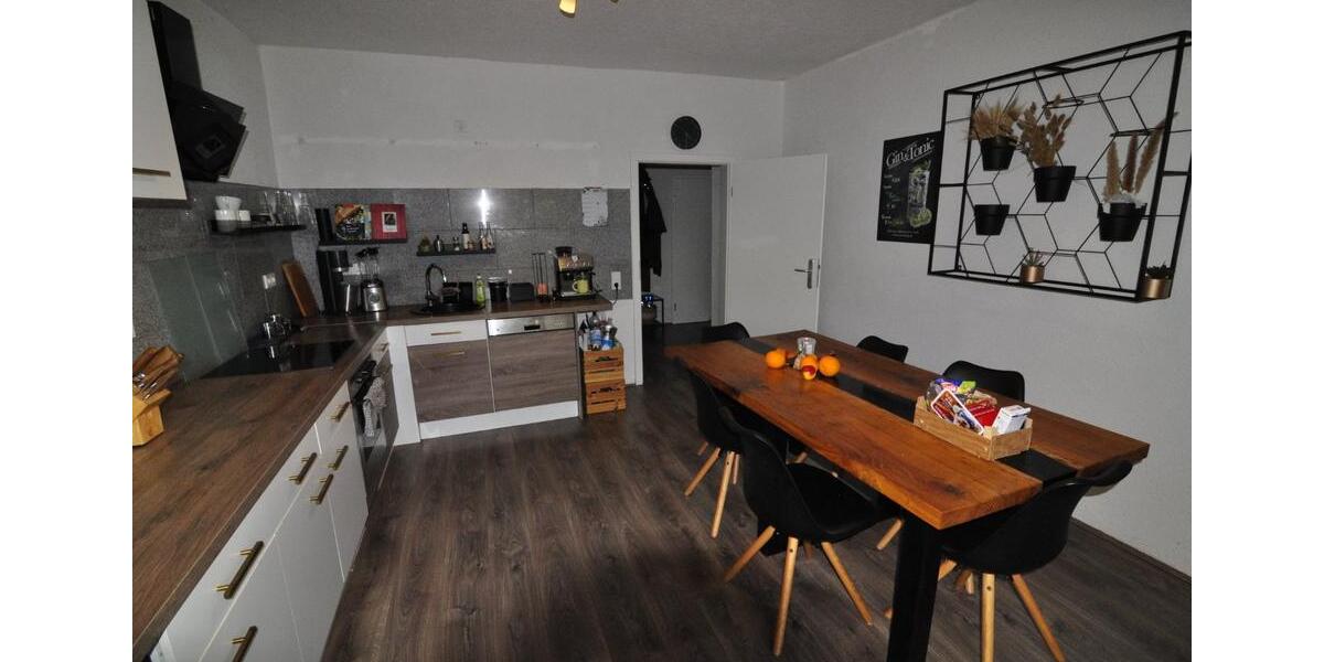 Erdgeschoßwohnung Merchweiler - 3 Zimmer, 90 m&sup2;, 660&euro; | Angebot:25922338
