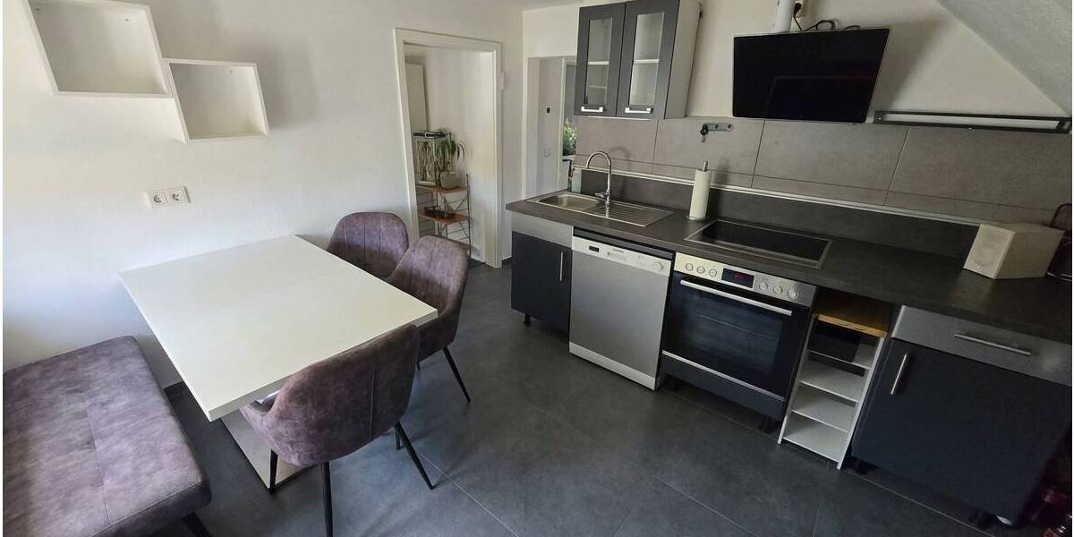 Mehrfamilienhaus, Wohnhaus Schiffweiler - 6 Zimmer, 150 m&sup2;, 274.900&euro; | Angebot:25970169