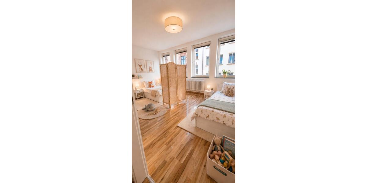 Etagenwohnung Saarbrücken - 4 Zimmer, 95 m&sup2;, 1.200&euro; | Angebot:26610376