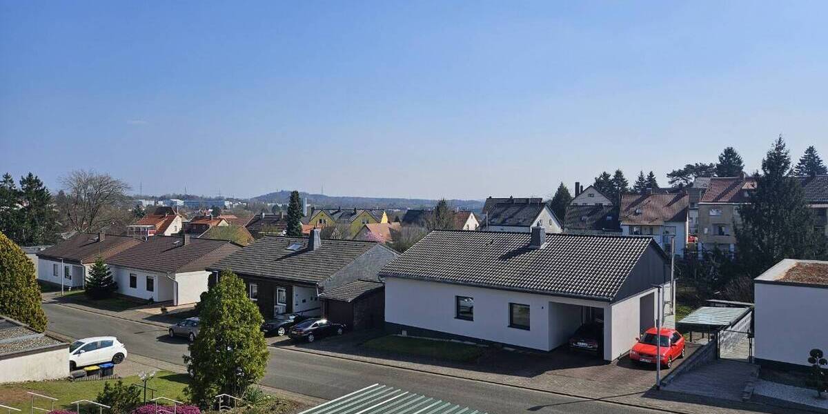 Mehrfamilienhaus, Wohnhaus Neunkirchen-Wellesweiler Wellesweiler - 8 Zimmer, 164 m&sup2;, 199.000&euro; | Angebot:26029540