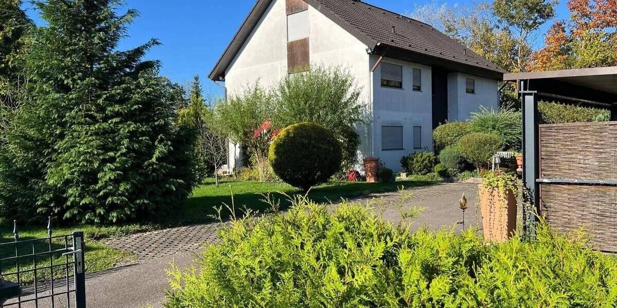Etagenwohnung Neunkirchen Innenstadt - 5 Zimmer, 130 m&sup2;, 1.350&euro; | Angebot:25701494