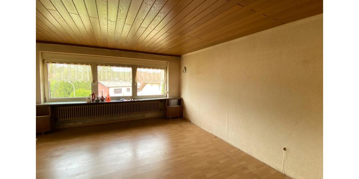 Einfamilienhaus Sankt Wendel - 7 Zimmer, 90 m&sup2;, 125.000&euro; | Angebot:26483010