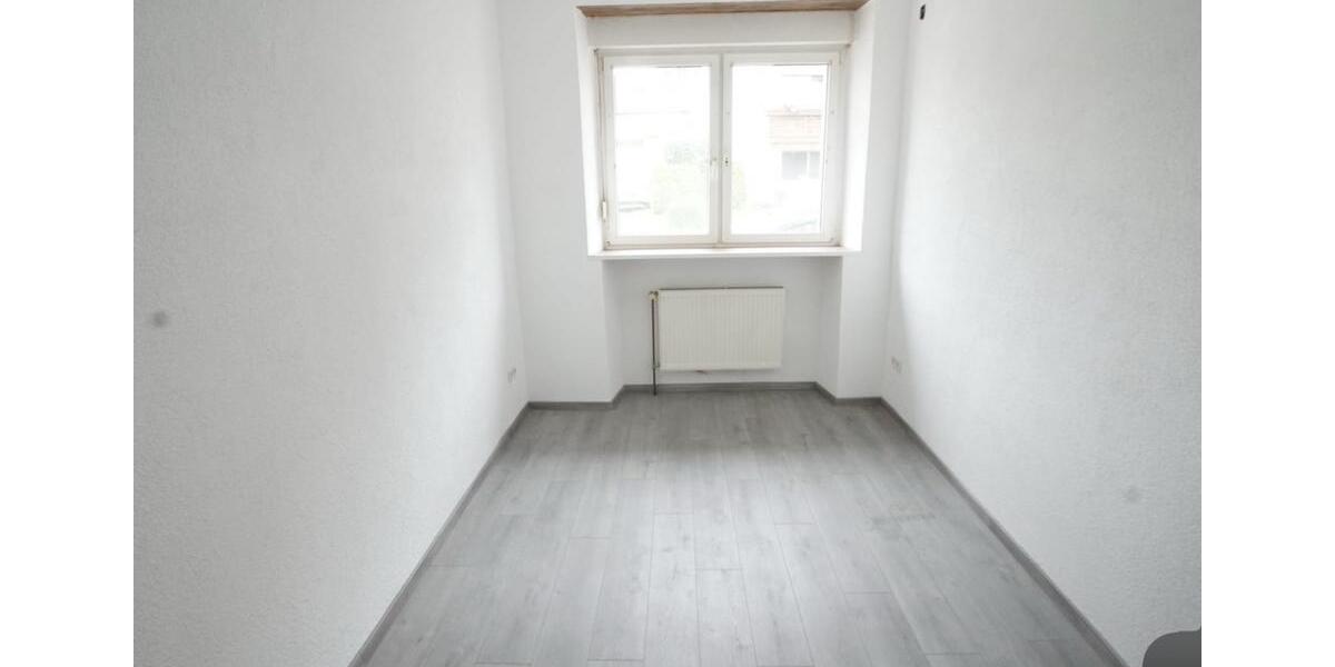 Erdgeschoßwohnung Püttlingen - 2 Zimmer, 50 m&sup2;, 475&euro; | Angebot:26680232