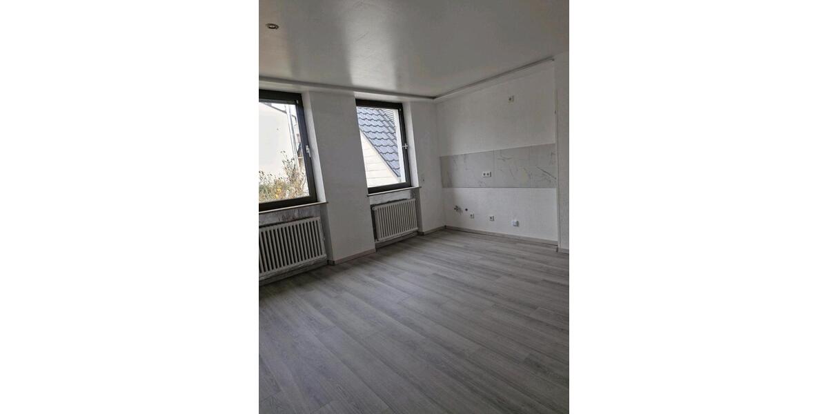 Etagenwohnung Riegelsberg - 3 Zimmer, 81 m&sup2;, 750&euro; | Angebot:26652033