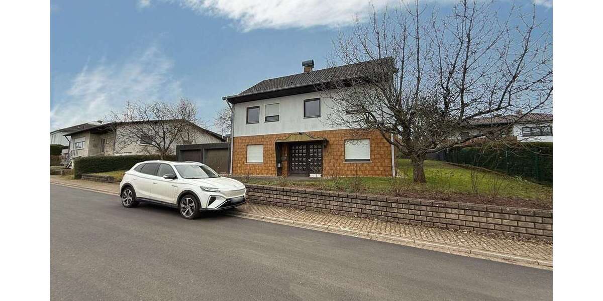Einfamilienhaus Lebach - 4 Zimmer, 143 m&sup2;, 195.000&euro; | Angebot:25266635