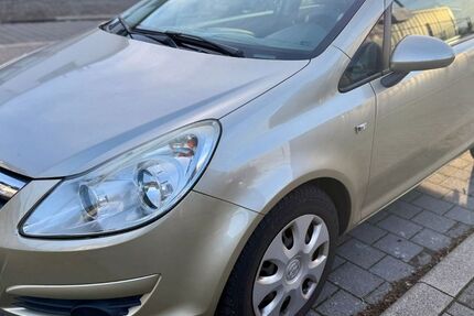 Opel Corsa 101.958 km 4.990 &euro; Saarbrücken Dudweiler 66125