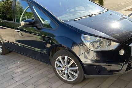 Ford S-Max 217.243 km 3.299 &euro; Lebach 66822