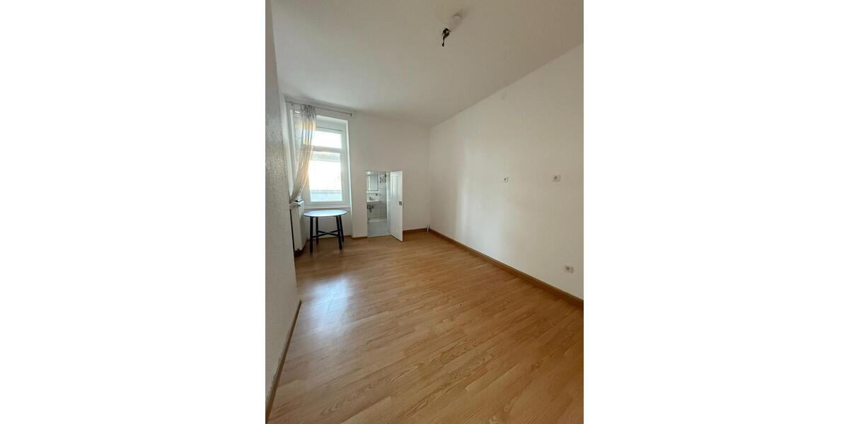 Etagenwohnung Saarbrücken St. Arnual - 1 Zimmer, 20 m&sup2;, 400&euro; | Angebot:24381174