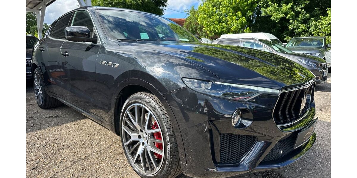 Maserati Levante 60.000 km 56.990 &euro; Ensdorf 66806