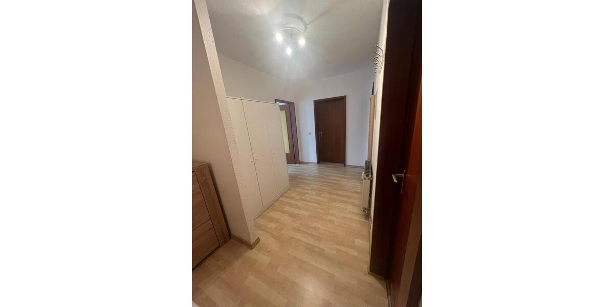 Etagenwohnung Homburg - 2 Zimmer, 86 m&sup2;, 800&euro; | Angebot:25996069