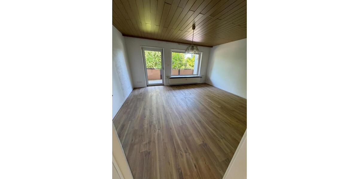 Erdgeschoßwohnung Ottweiler - 3 Zimmer, 80 m&sup2;, 700&euro; | Angebot:26697487