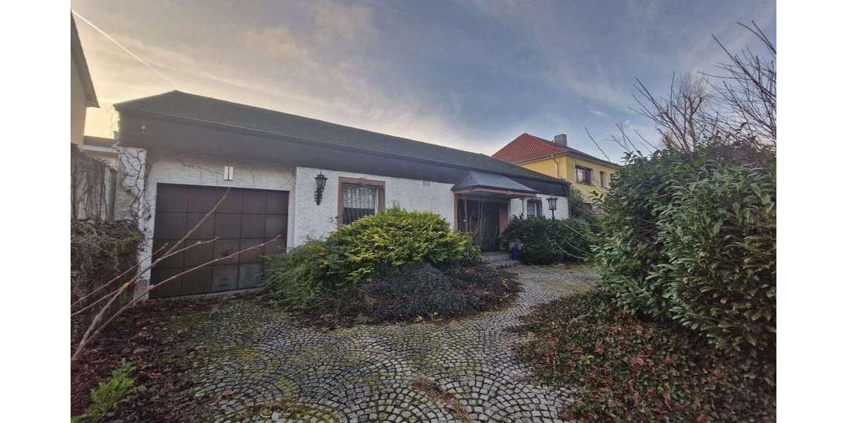 Einfamilienhaus Saarlouis - 5 Zimmer, 190 m&sup2;, 450.000&euro; | Angebot:25873900