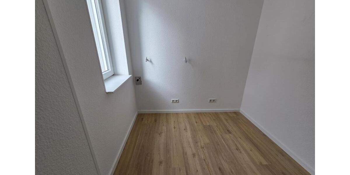 Dachgeschoßwohnung Riegelsberg - 4 Zimmer, 110 m&sup2;, 750&euro; | Angebot:25960878