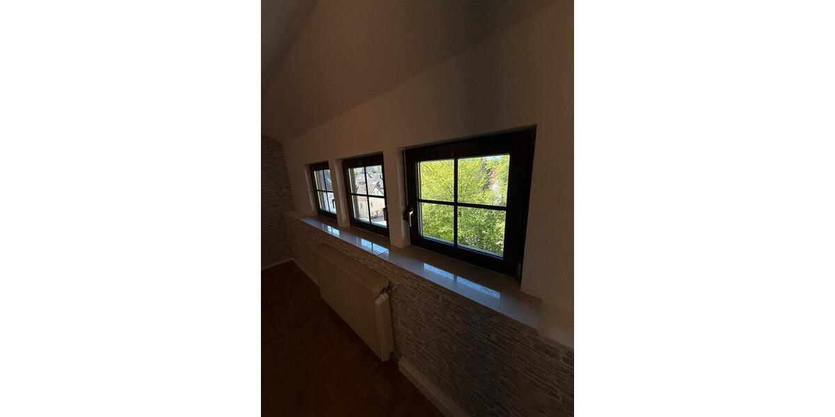 Doppelhaushälfte Saarbrücken Dudweiler - 4 Zimmer, 130 m&sup2;, 210.000&euro; | Angebot:26284185