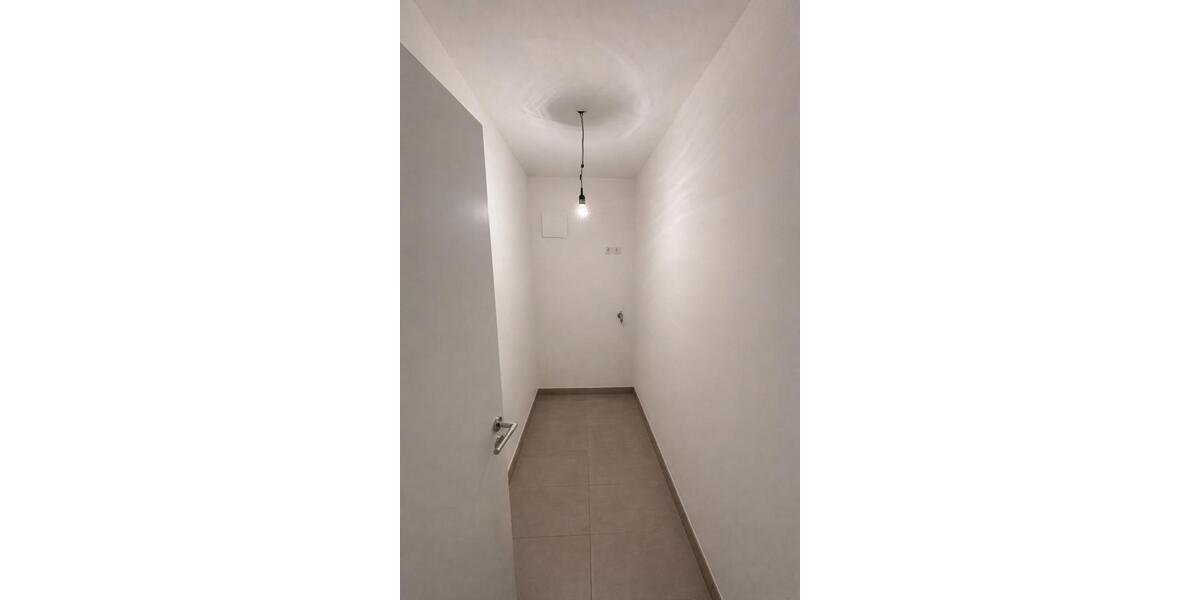 Etagenwohnung Saarbrücken - 2 Zimmer, 46 m&sup2;, 650&euro; | Angebot:25962015