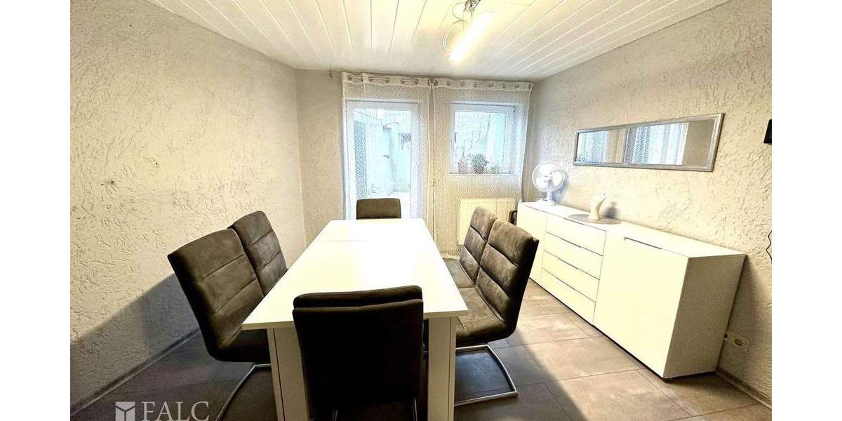 Einfamilienhaus Bous - 8 Zimmer, 156 m&sup2;, 159.000&euro; | Angebot:25670983