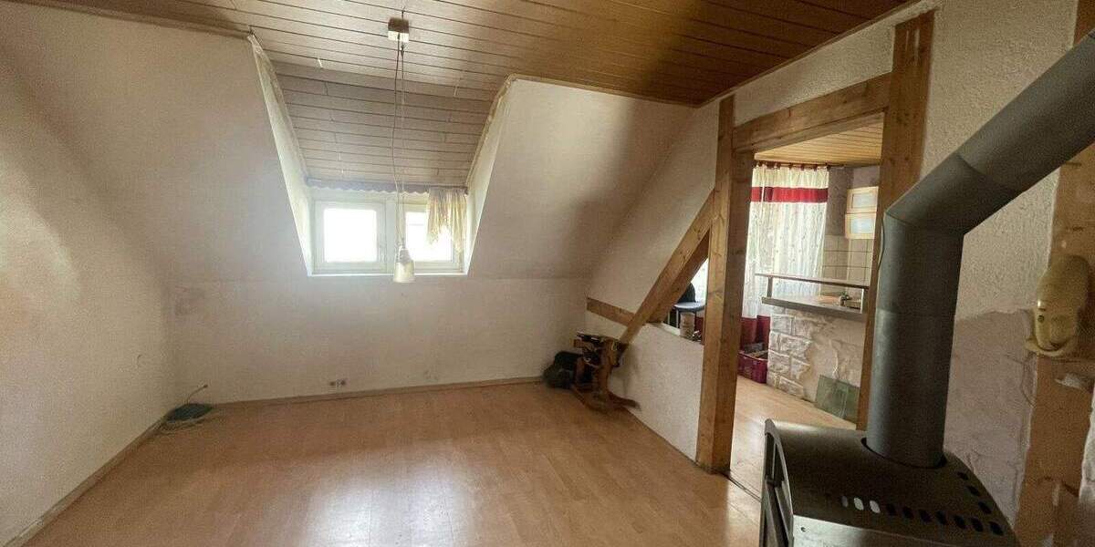 Doppelhaushälfte Neunkirchen Innenstadt - 5 Zimmer, 110 m&sup2;, 119.000&euro; | Angebot:25729710