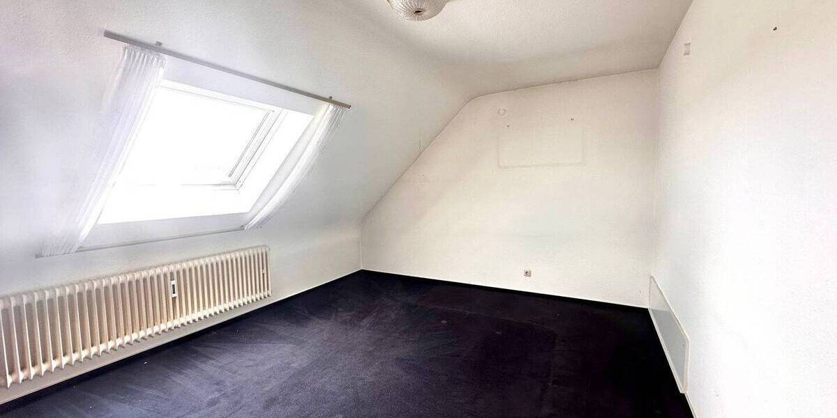 Einfamilienhaus Saarwellingen Schwarzenholz - 8 Zimmer, 190 m&sup2;, 189.000&euro; | Angebot:26730955