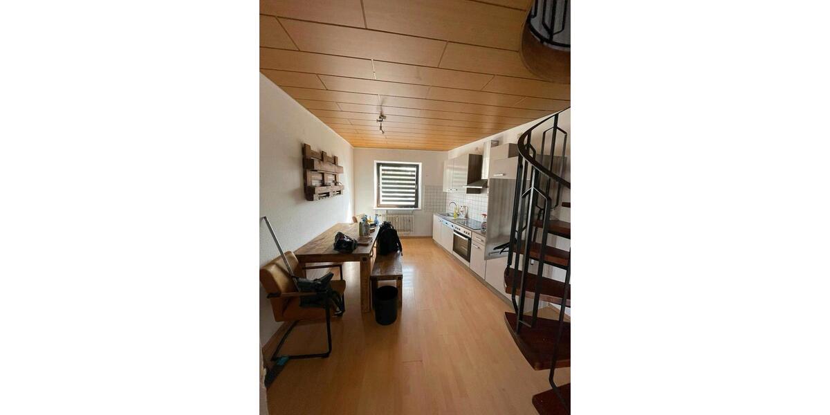 Maisonettenwohnung Blieskastel - 1 Zimmer, 85 m&sup2;, 600&euro; | Angebot:26704505