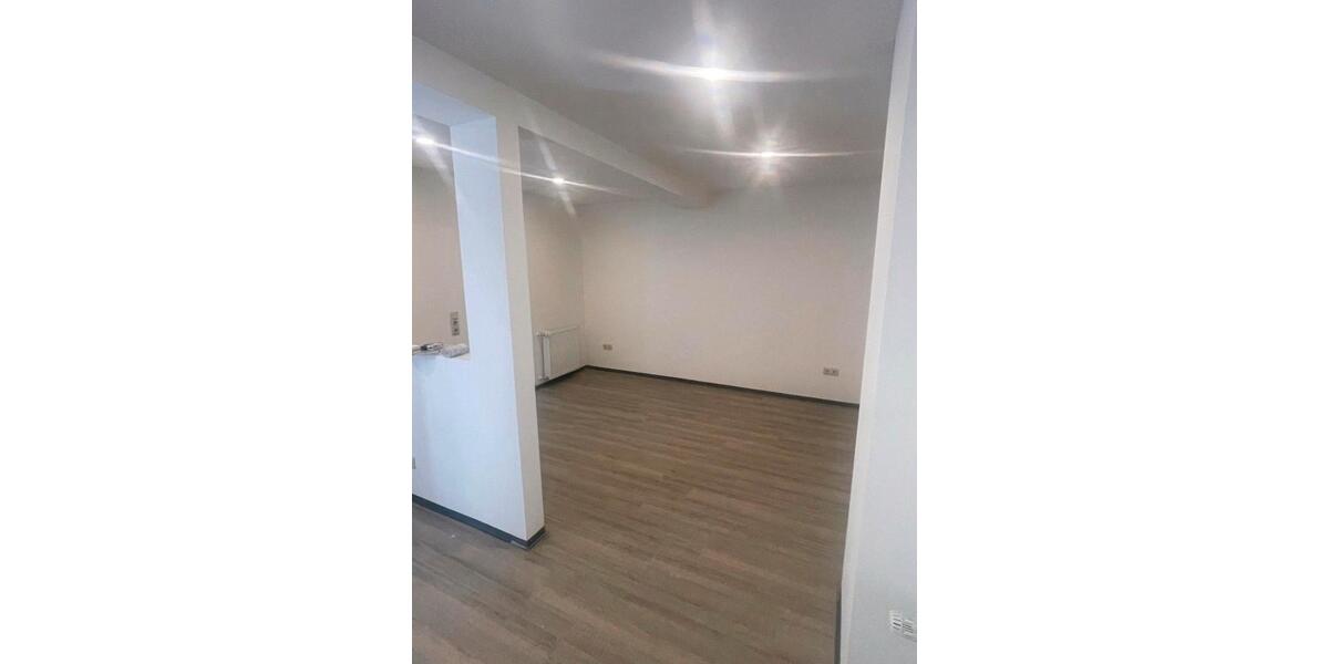 Mehrfamilienhaus, Wohnhaus Saarwellingen - 10 Zimmer, 300 m&sup2;, 350.000&euro; | Angebot:25588634