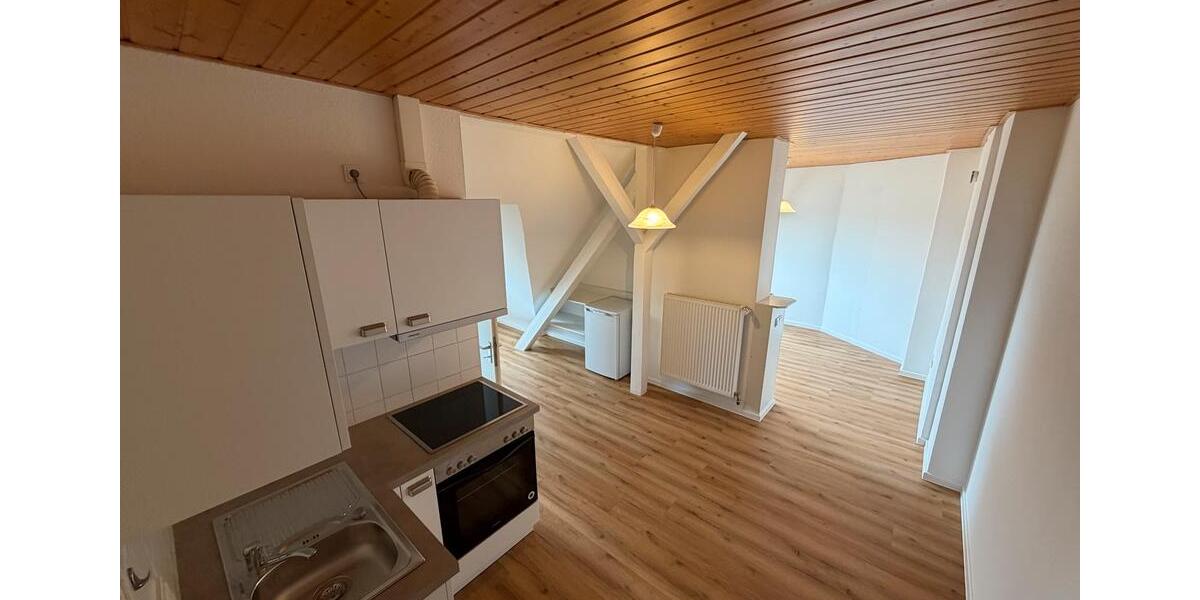 Dachgeschoßwohnung Saarbrücken Eschberg - 1 Zimmer, 25 m&sup2;, 560&euro; | Angebot:24784429