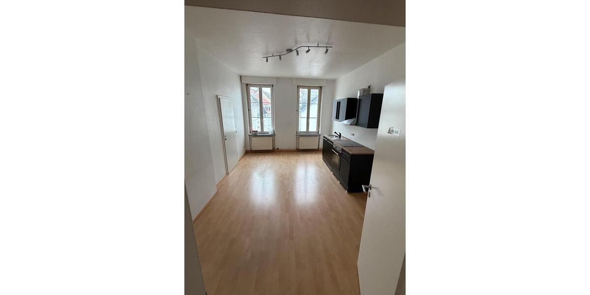Etagenwohnung Saarbrücken Kieselhumes - 4 Zimmer, 130 m&sup2;, 1.100&euro; | Angebot:26566234