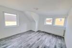 Dachgeschoßwohnung Sankt Ingbert - 3 Zimmer, 72 m&sup2;, 800&euro; | Angebot:25755078