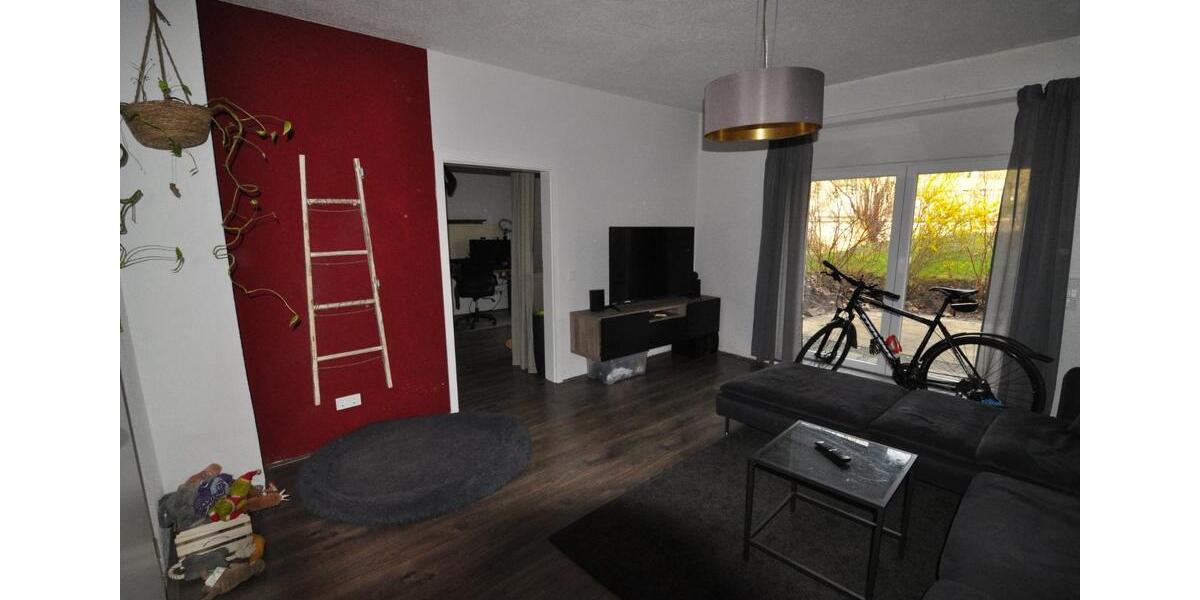 Erdgeschoßwohnung Illingen - 3 Zimmer, 90 m&sup2;, 660&euro; | Angebot:25923722