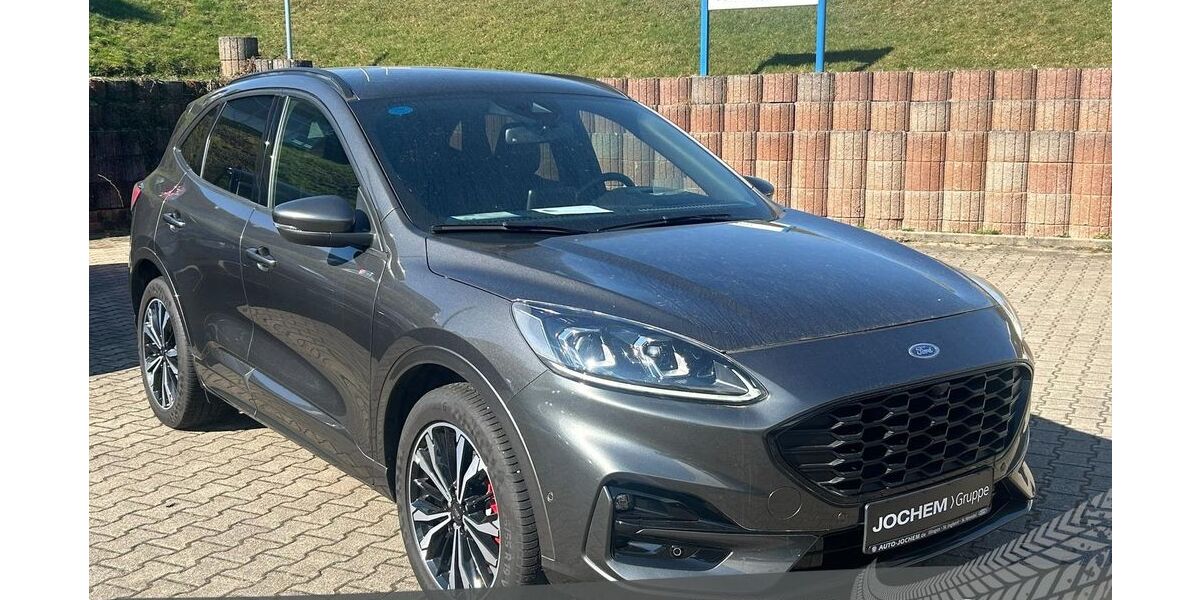 Ford Kuga 49.000 km 24.700 &euro; Illingen 66557