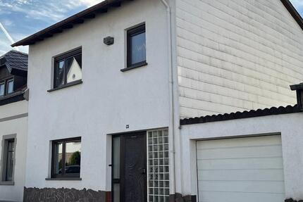 Haus Sankt Wendel - 6 Zimmer, 140 m&sup2;, 229.000&euro; | Angebot:26366022