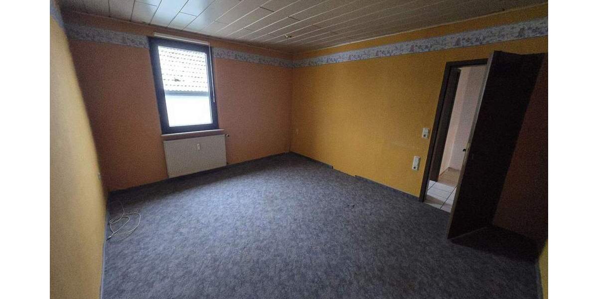 Mehrfamilienhaus, Wohnhaus Quierschied - 1 Zimmer, 149 m&sup2;, 189.000&euro; | Angebot:25732795