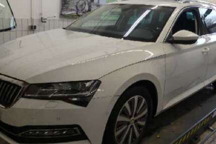 Skoda Superb 129.753 km 21.390 &euro; Saarbrücken 66130