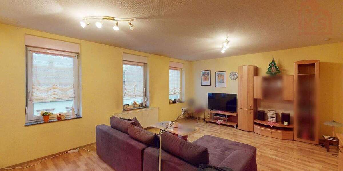 Etagenwohnung Völklingen / Wehrden (Saar) Wehrden - 4 Zimmer, 94 m&sup2;, 96.000&euro; | Angebot:25772466