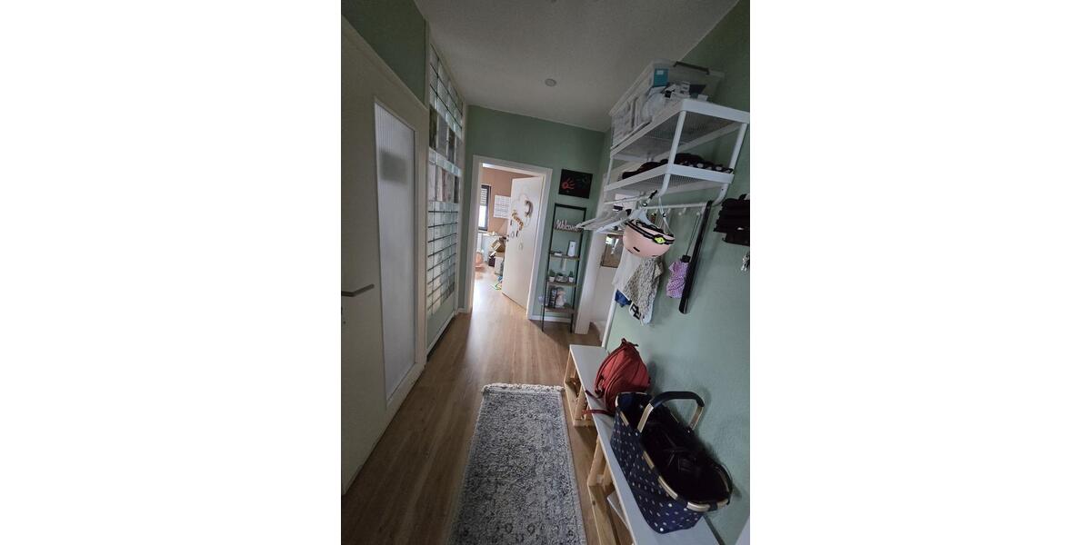 Etagenwohnung Homburg - 3 Zimmer, 83 m&sup2;, 900&euro; | Angebot:25960922